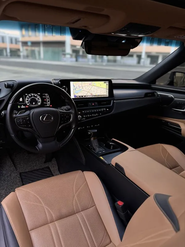Lexus ES300 Premium Klass 2025 Model 7 Lexus ES300 Premium Klass 2025 Model 7