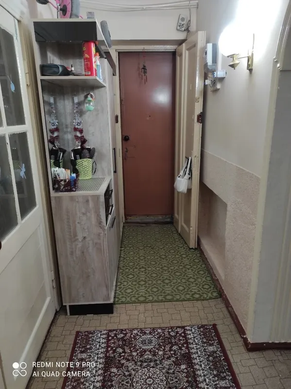 Продаётся квартира — фото 1