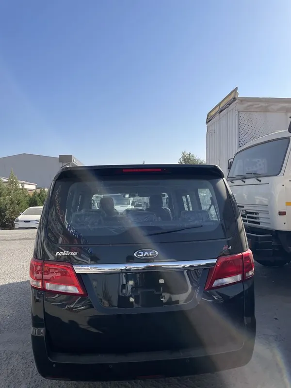 JAC M4 miniven 2026 2 JAC M4 miniven 2026 2