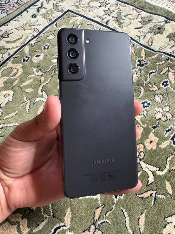 Samsung s21 fe 5g — фото 1