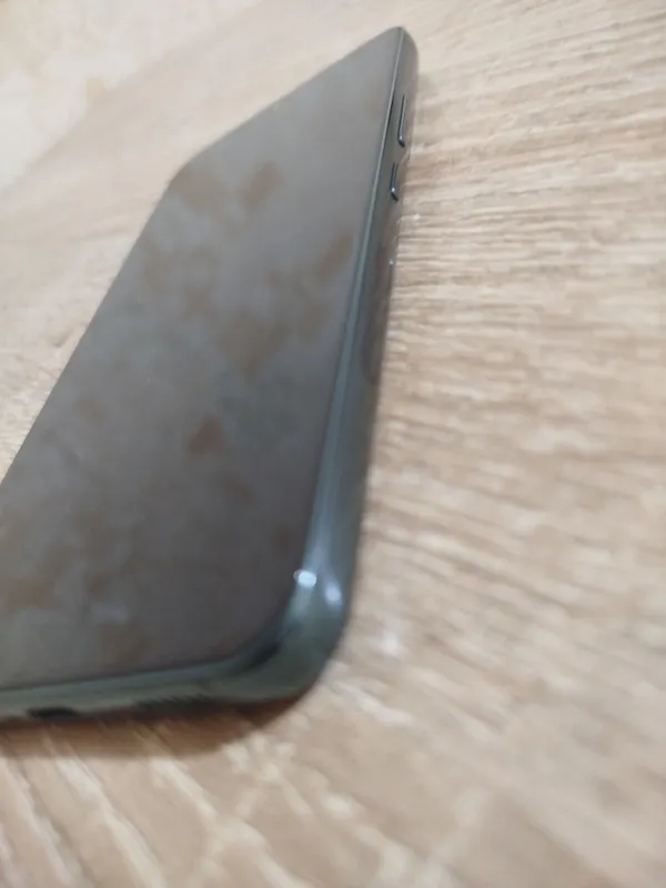 Продаётся идеальный Samsung S22 1 Продаётся идеальный Samsung S22 1