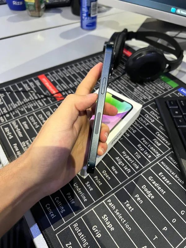 IPhone 14 orqa krishkasi singa bonus chixol karobk 2