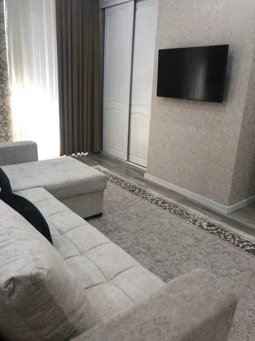 Аренда квартиры 2-комн, 70м², Юнусабад (Минор)
