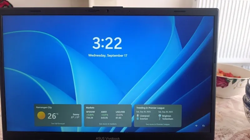 ASUS vivobook Noutbook — фото 2