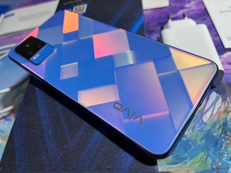 Vivo V21e 8/128 sotaman 3