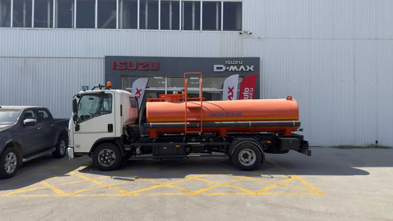 «ISUZU» NQR90L-K Водовоз 4