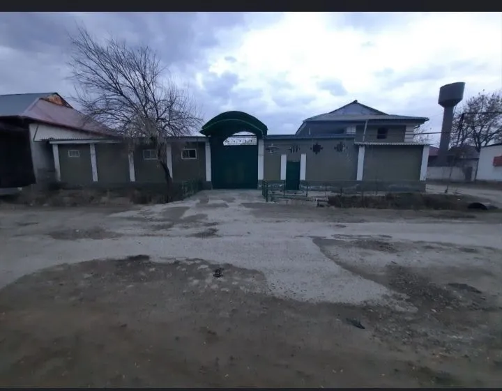 Уй сотилади срочно 2 Уй сотилади срочно 2
