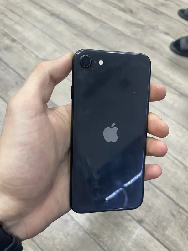 Iphone Se 2 128gb — фото 1