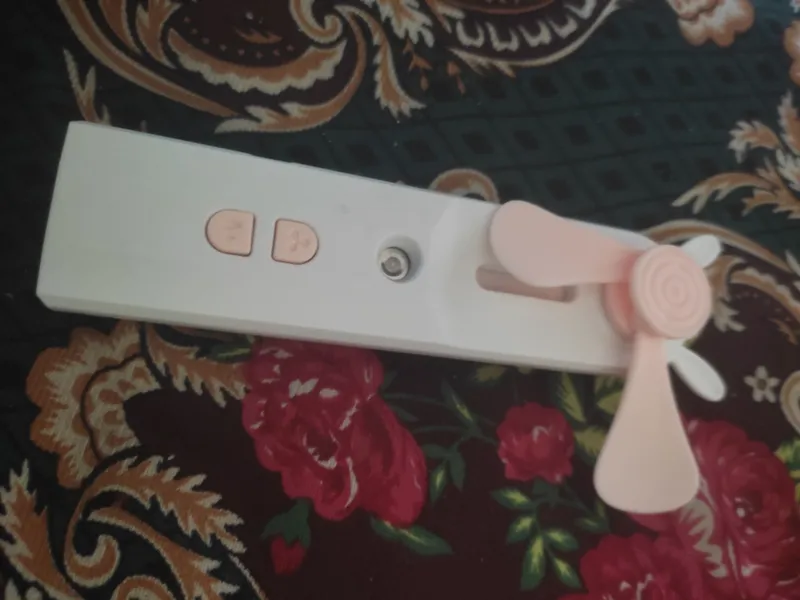 ventilyator zaryadkichi bor suv chiqaradi yangi