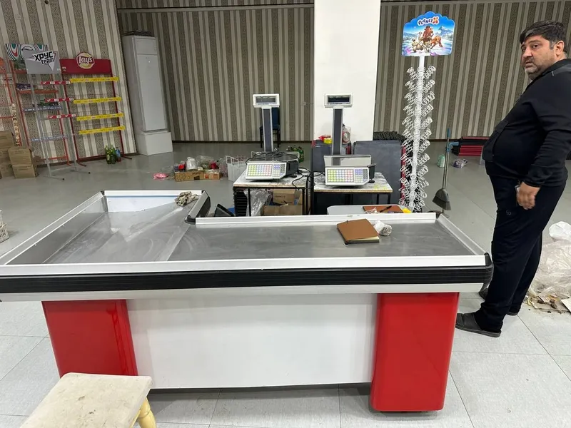 Полки для магазина стелаж 3 Полки для магазина стелаж 3