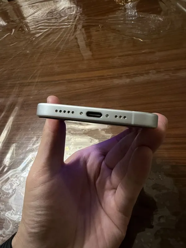 Iphone 16, 128Gb White 4 Iphone 16, 128Gb White 4