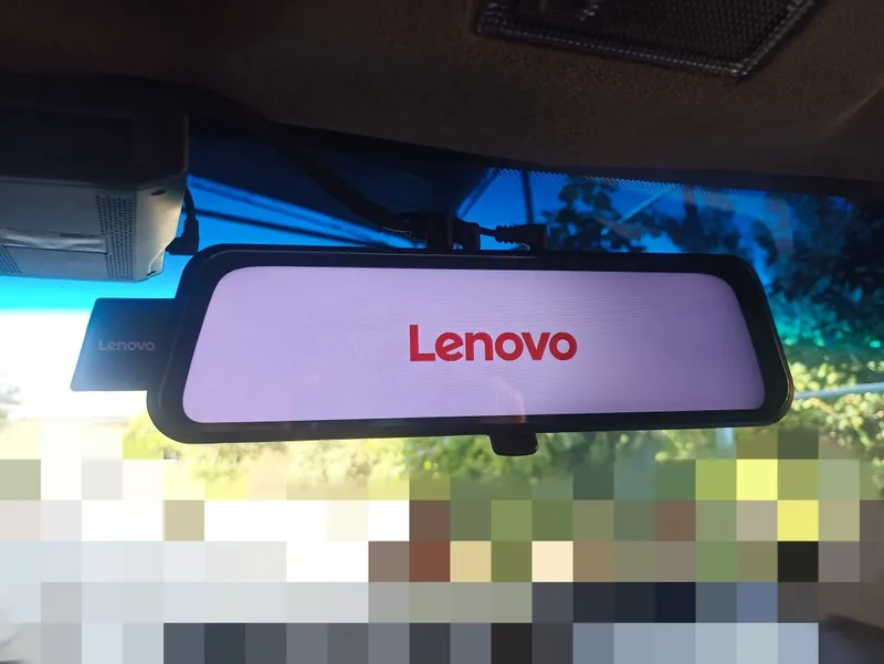 Video registrator lenova M9 3ta kamera xolati yaxshi 2 oy ishlagan