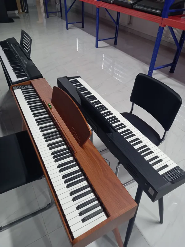Pianina 88 klavish Original Pianina 88 klavish Original