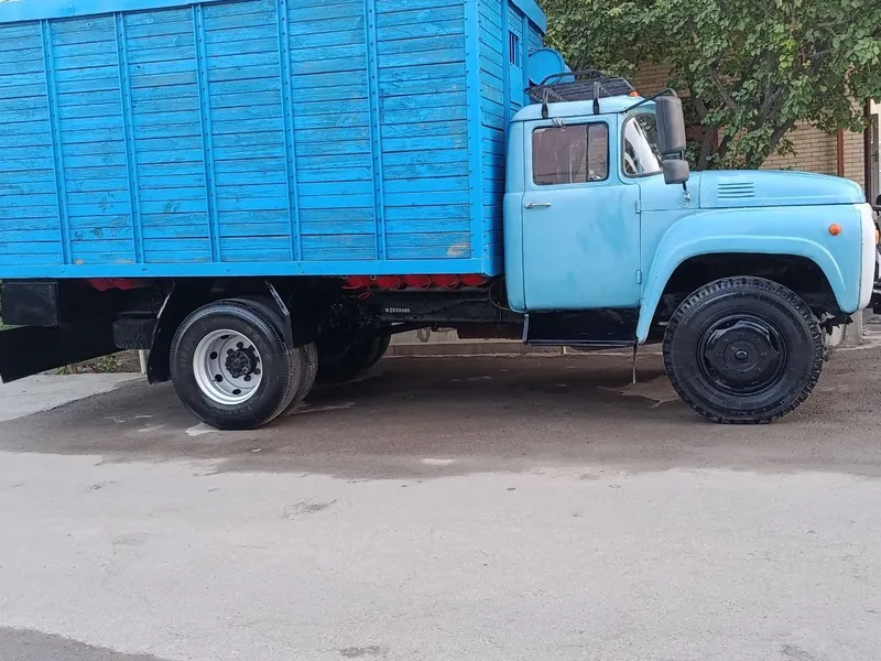 Zil 130 sotiladi 3