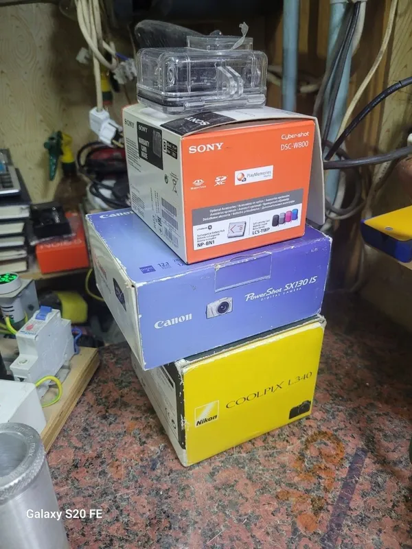 Sony Cyber-shot DSC-W800 20.1 МП | Полный комплект | Отличное состояни 1
