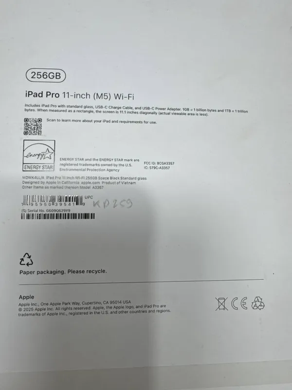 Ipad Pro 11 inch M 5 wi fi. Engi yomkost 100% — фото 1