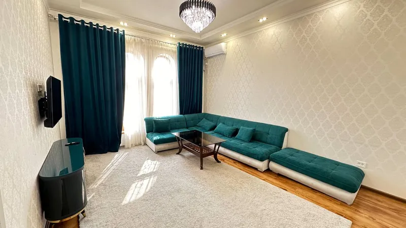 4-комнатная квартира, 110 м², 8/8 этаж (вторичка) 1