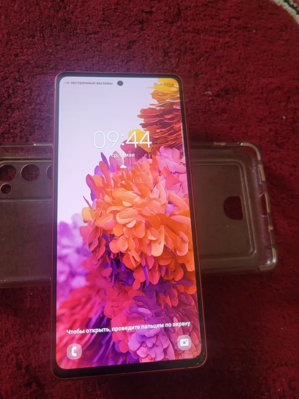 Samsung galaxy S20fe 6+6/128gb — фото 1