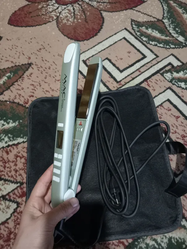 MAC Styler professional soch tekislovchi dazmol