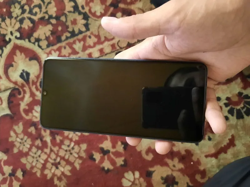 Samsung a 32 sroshna sotladi 2 Samsung a 32 sroshna sotladi 2