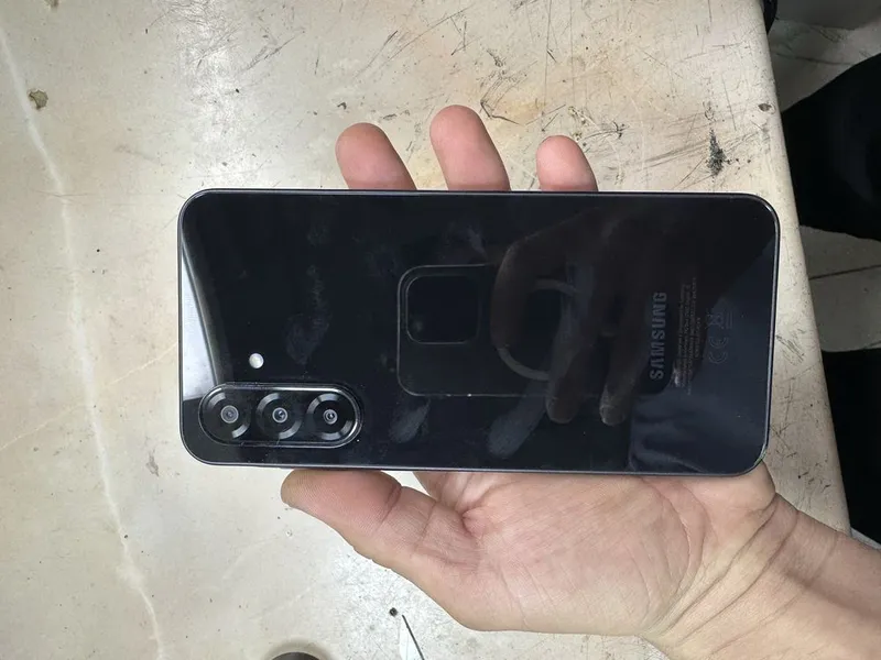 Samsung A26 5G tiniq holatda