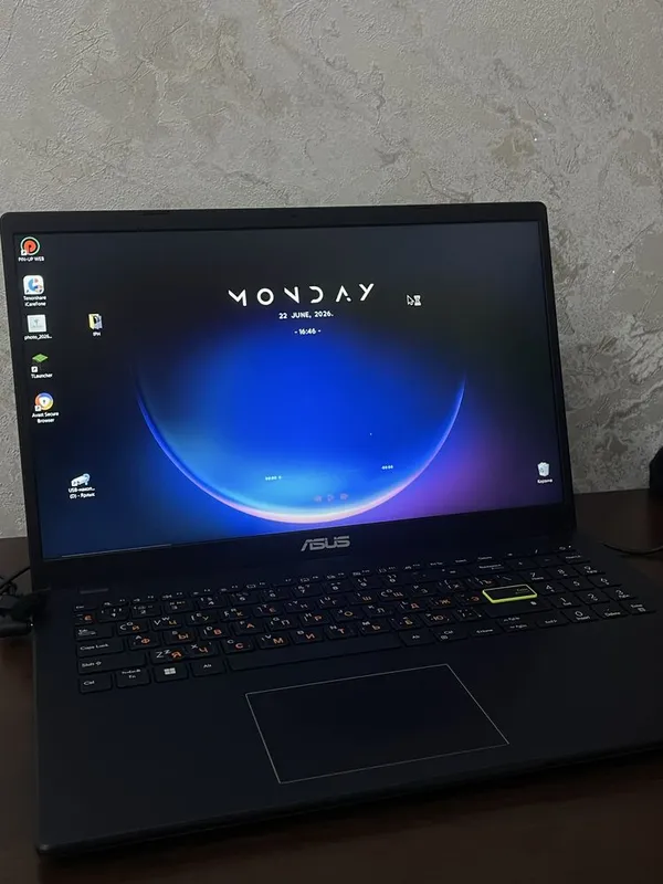 ASUS VivoBook E510 4/256GB SSD / Отличный для учебы и работы — фото 2