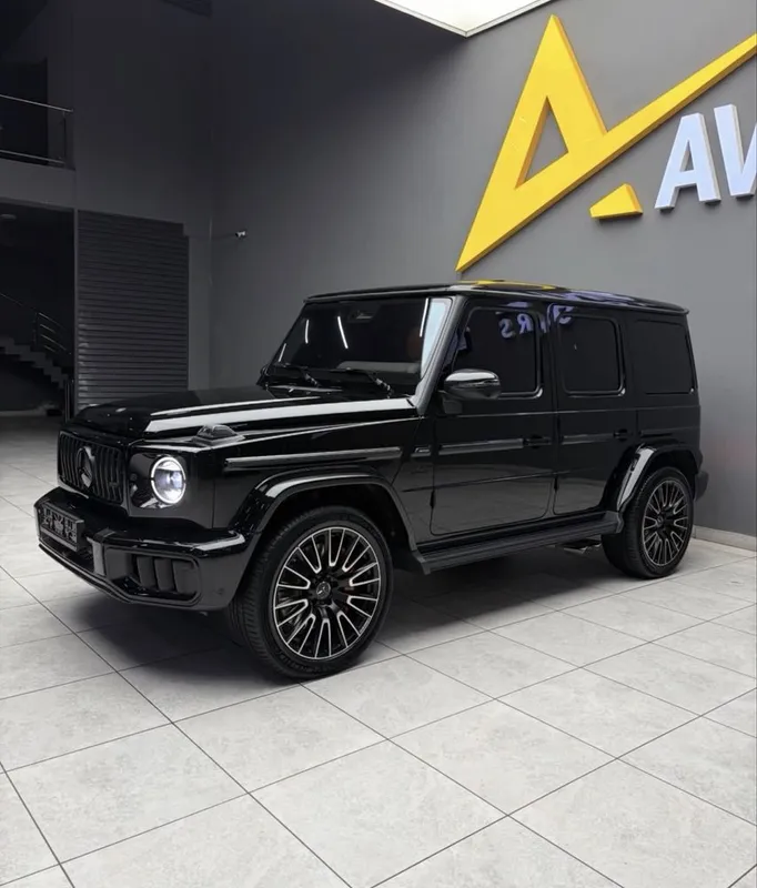Mercedes- Benz G63 AMG Carbon Edition — фото 1