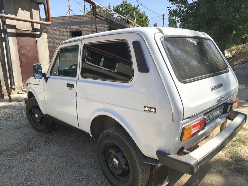 Niva otlich. Osvijitilny. 3 Niva otlich. Osvijitilny. 3