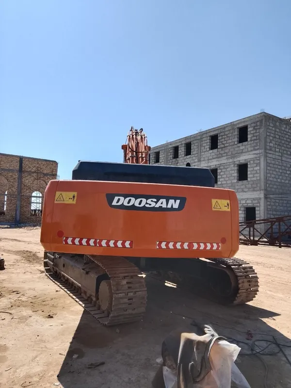 Doosan 420sotiladi yili 2010 xolati yaxshi l 4 Doosan 420sotiladi yili 2010 xolati yaxshi l 4