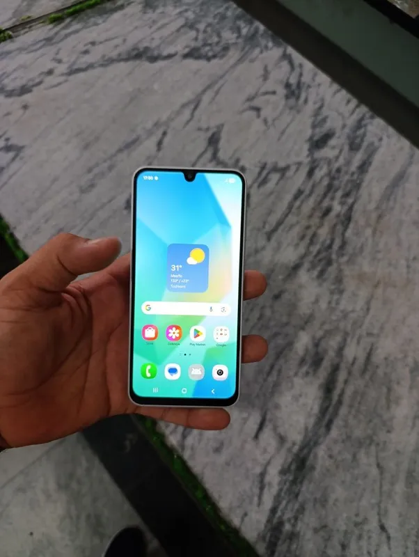 Samsung A 16 xolati idyal srocni sotaman xotirasi 256 8 oprativkasi 3