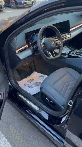 BMW i5 sport xalol nasiya va naxtga 2 BMW i5 sport xalol nasiya va naxtga 2