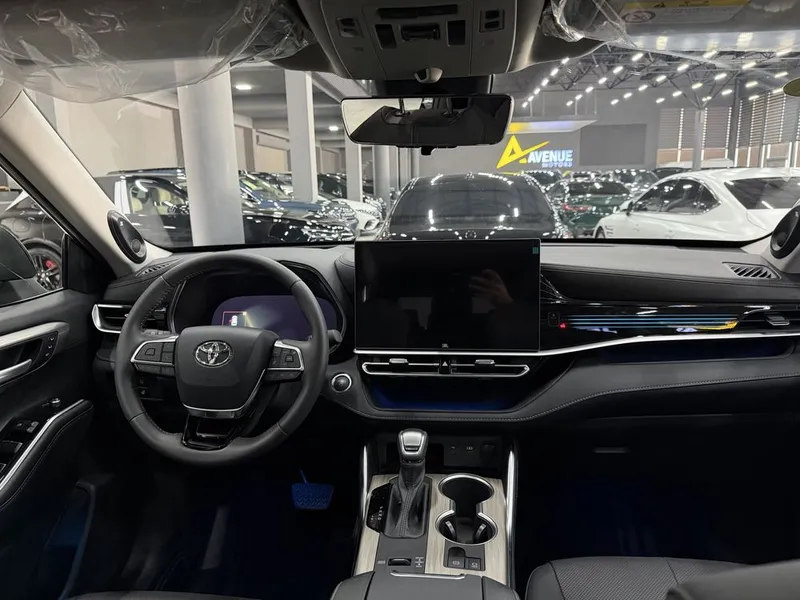 Toyota Highlander 2026 год рестайлинг 4 Toyota Highlander 2026 год рестайлинг 4