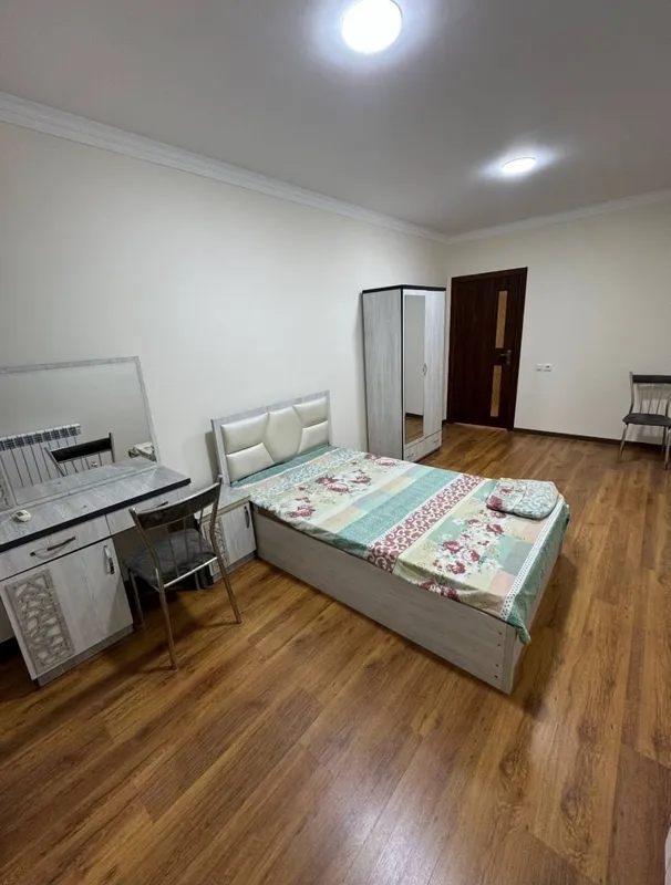 Sergeli tumanida 65 m², 3 xonali kvartira ijarasi · ID 41977 3 Sergeli tumanida 65 m², 3 xonali kvartira ijarasi · ID 41977 3