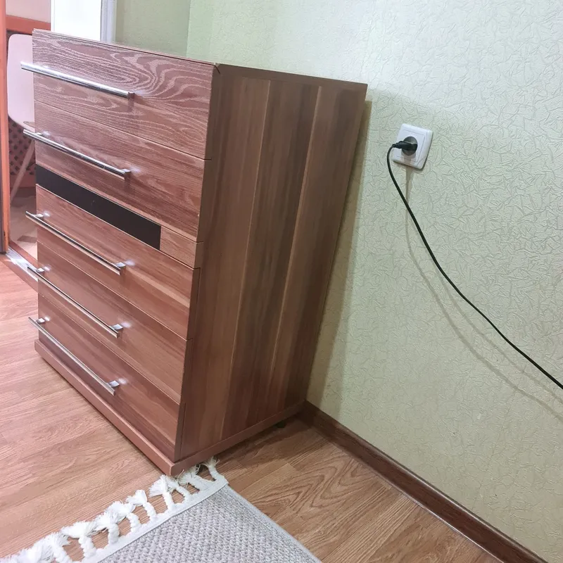 Yaxshi sifatli shkaf va komod. 3