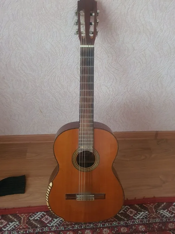 Продаётся классическая гитара — фото 1