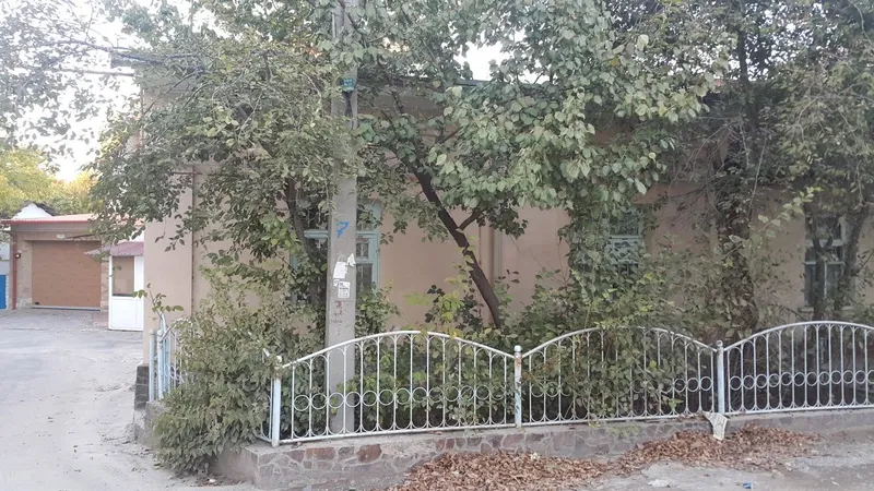 Продажа земельного участка с домом — фото 6