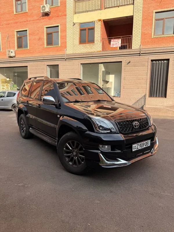 Prado 120 tali srochna sotiladi