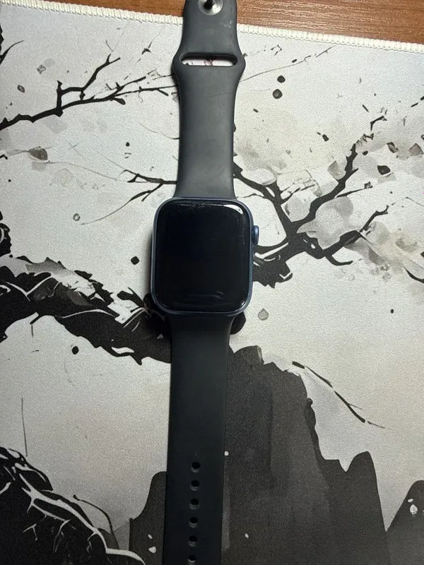 Iwatch series 7 45mm, sig‘imi 100% 1 Iwatch series 7 45mm, sig‘imi 100% 1