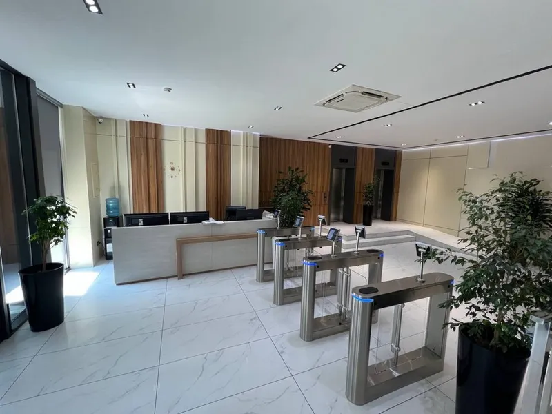 Аренда офис PLATINUM Business Center 99,95 мг срочно Яшнабад 2