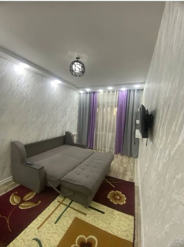Ijaraga beriladi 2xonali 2 chi qavatda joylashgan 300$ 5 Ijaraga beriladi 2xonali 2 chi qavatda joylashgan 300$ 5