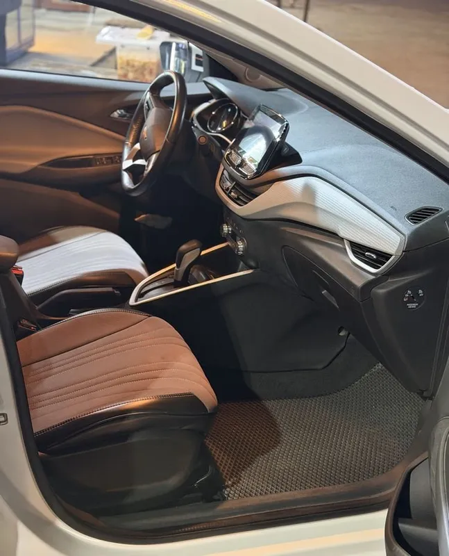 Chevrolet Onix Premier Plus 2024 5