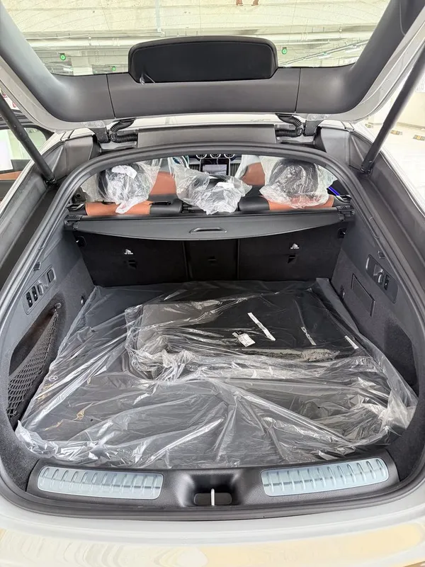 GLC 300 Coupe 140 anniversary edition AMG line — фото 7