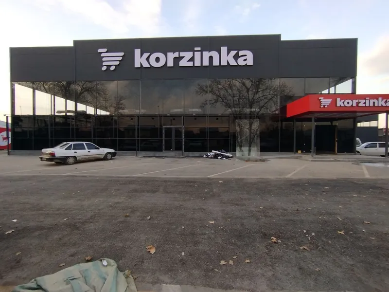 Тонировка здании солнце защитная пленка — фото 1
