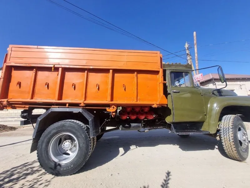Zil 130 sotiladi yili 90. 2 Zil 130 sotiladi yili 90. 2