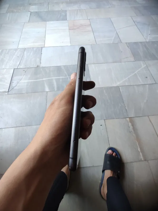 Iphone 11 qora holati radnoy — фото 2