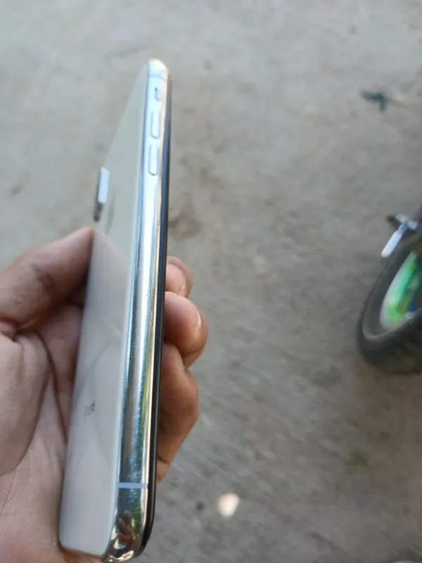 iPhone X sotiladi 2 iPhone X sotiladi 2