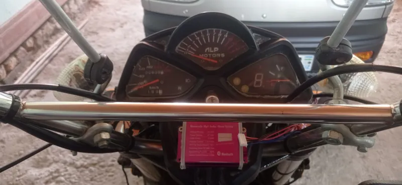 Alp motors mototsiklim sotiladi