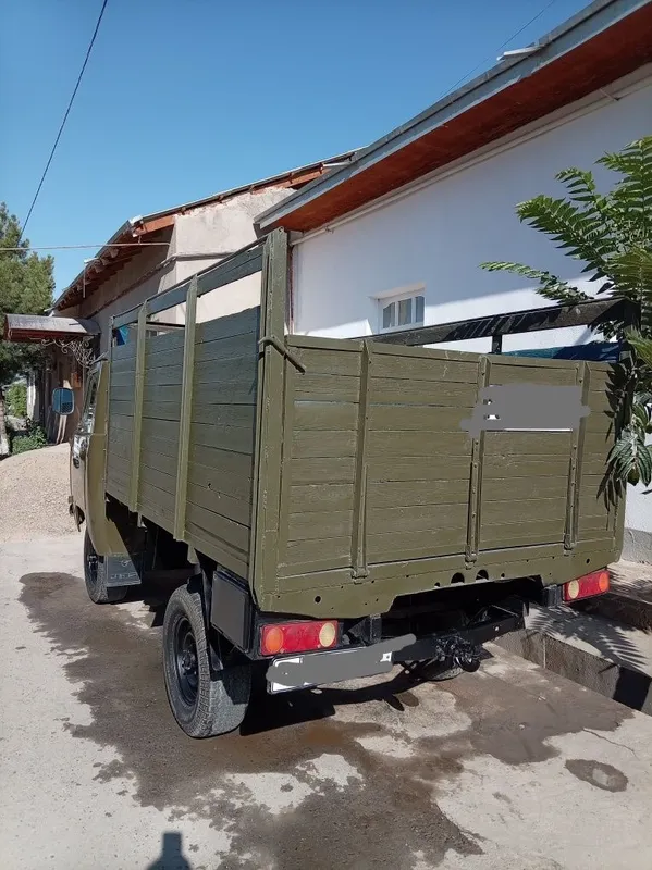 Uaz Sotiladi 1988 1