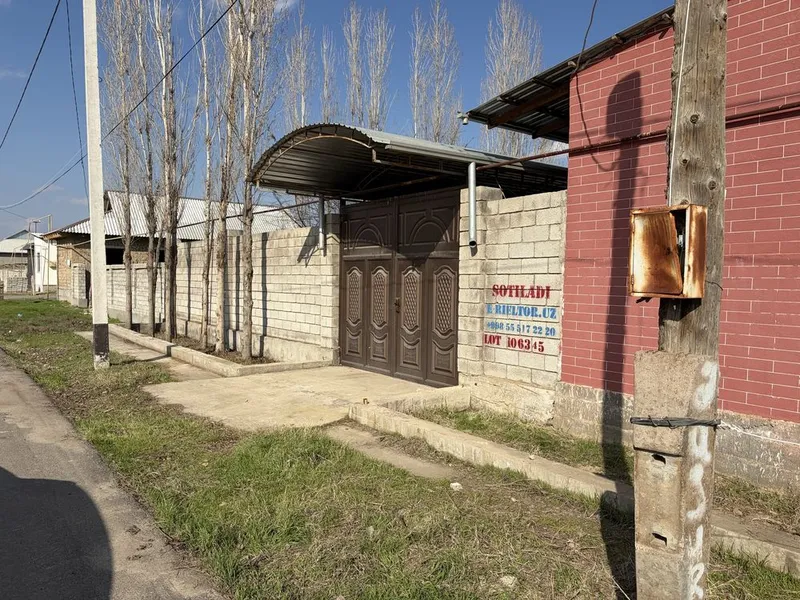 Sirdaryo shahar Shirin MFY da uy sotiladi 1 Sirdaryo shahar Shirin MFY da uy sotiladi 1