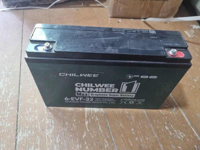 Akumlyator sotiladi 6.12volt 32amperlik yangi 2 Akumlyator sotiladi 6.12volt 32amperlik yangi 2